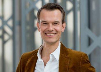 Mit wem ist Peter Twiehaus verheiratet