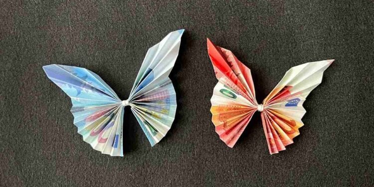 Schmetterling falten aus Geldschein