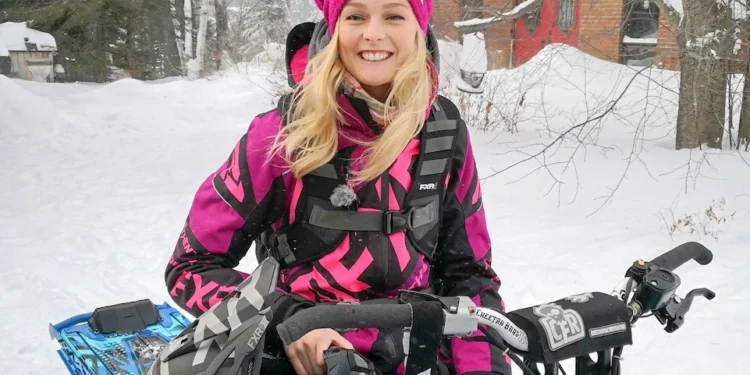 Miriam Höller