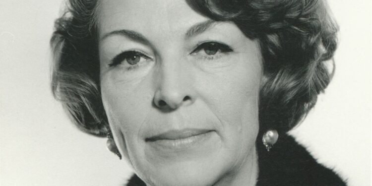 Annette von Aretin